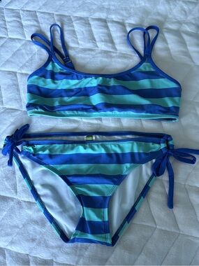 Striped Blue & Teal Three- Piece Bikini